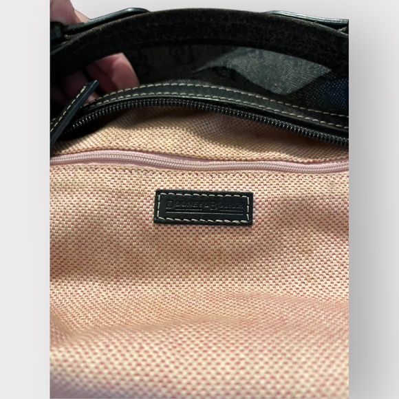 Authentic Dooney & Bourke Black DB Monogram Shoulder Bag w Duck Charm Vintage - Picture 13 of 16